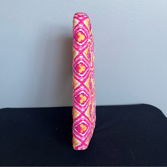 Disney Vera Bradley Bouncing Bouquet Snap‑n‑Kiss Wallet – NWOT - Picture 8 of 11